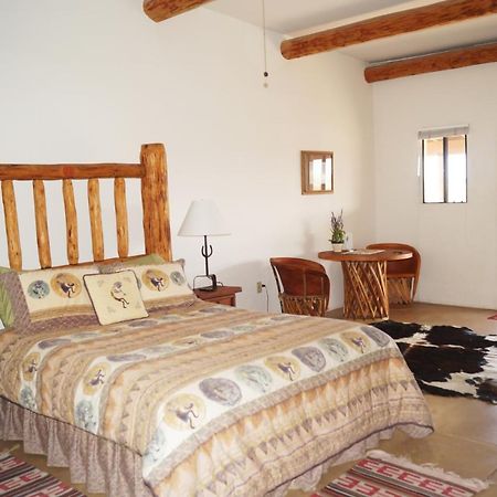 Rancho Milagro Bed & Breakfast Elgin Exterior photo